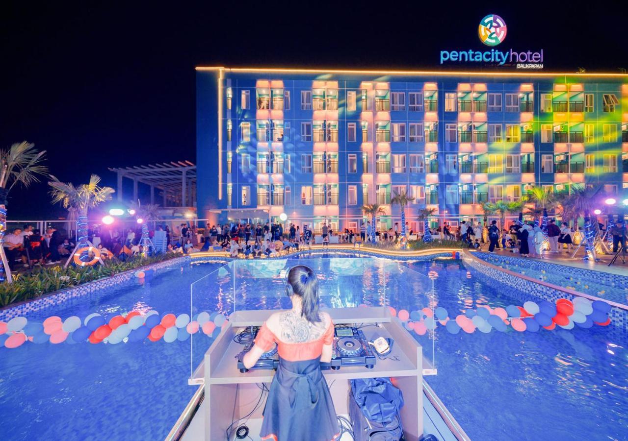 Pentacity Hotel Balikpapan Buitenkant foto
