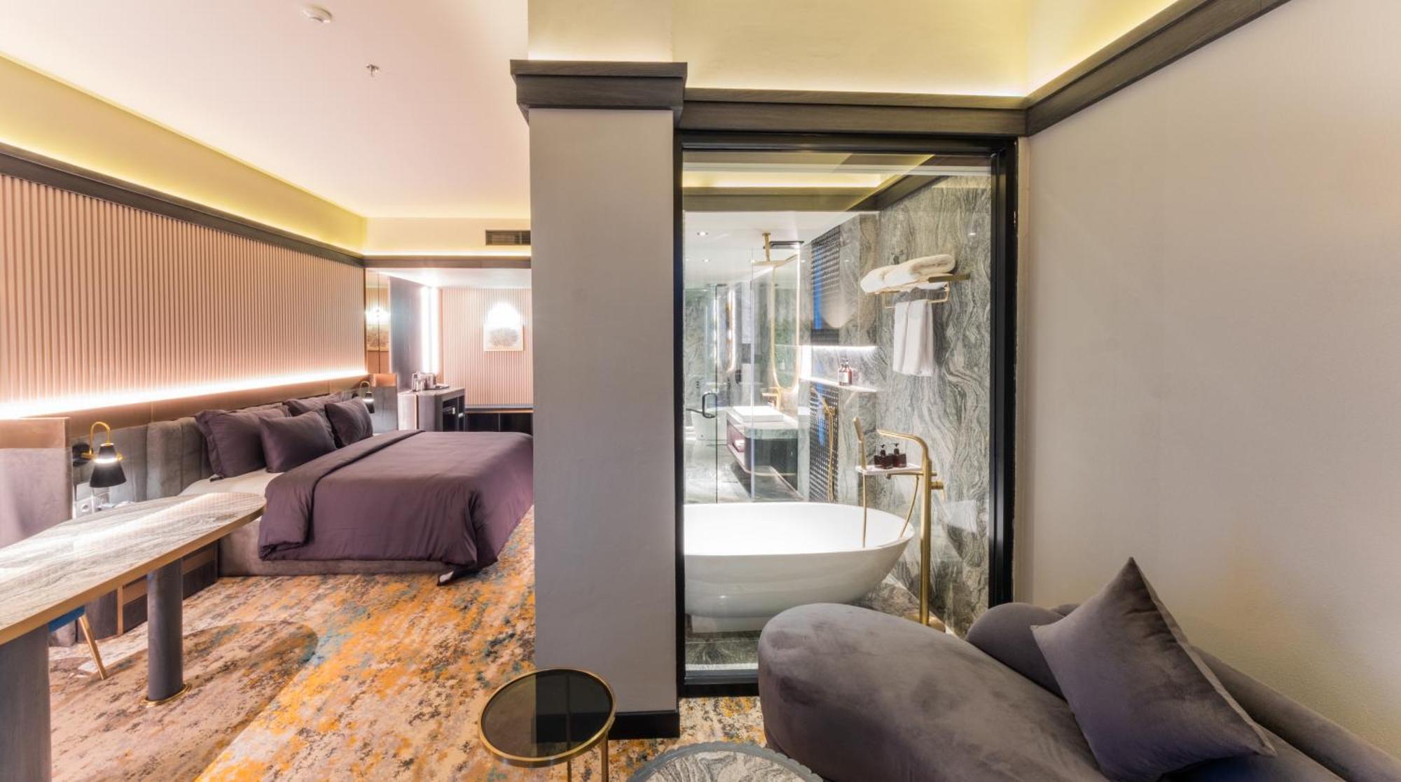 Pentacity Hotel Balikpapan Buitenkant foto