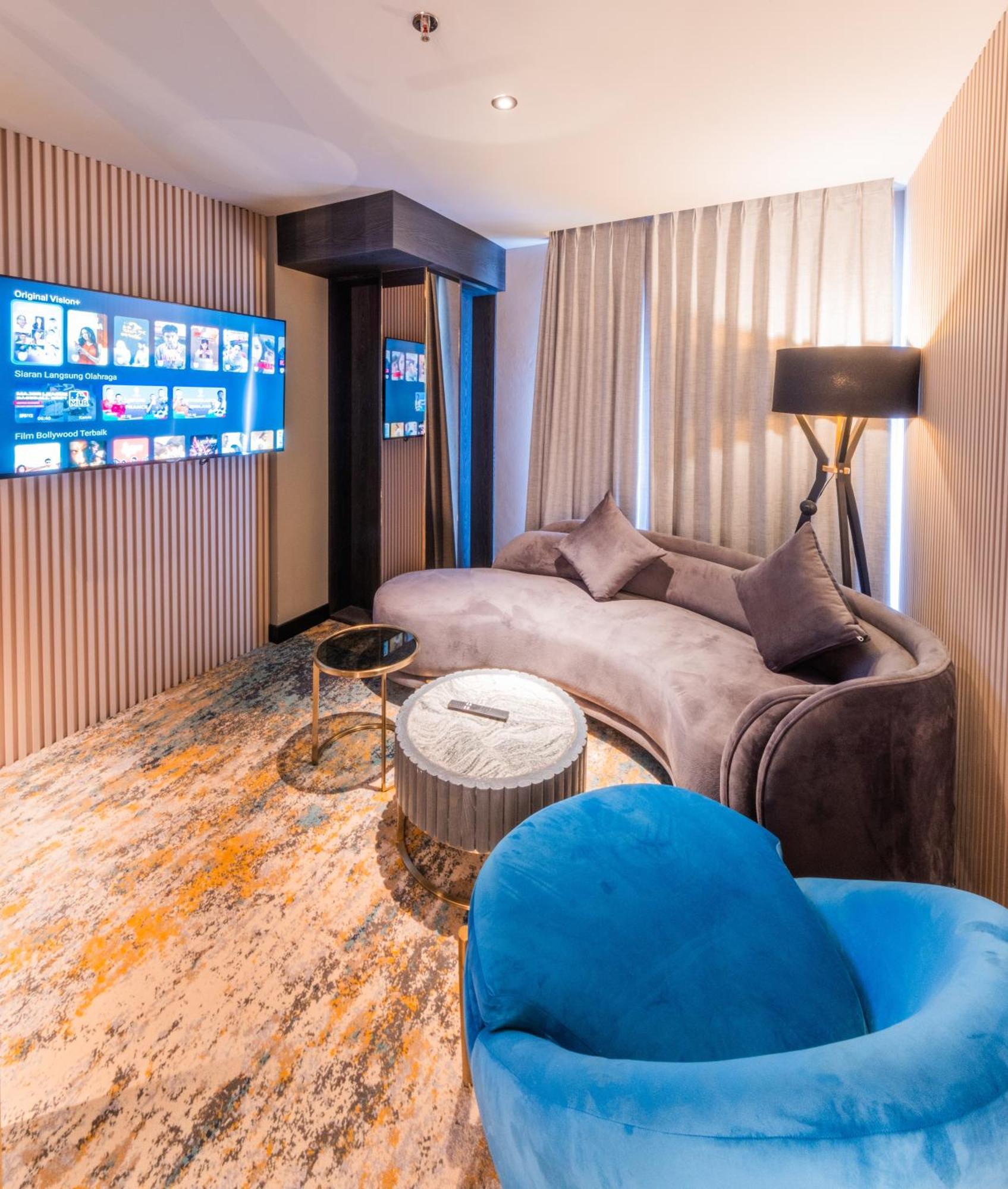 Pentacity Hotel Balikpapan Buitenkant foto