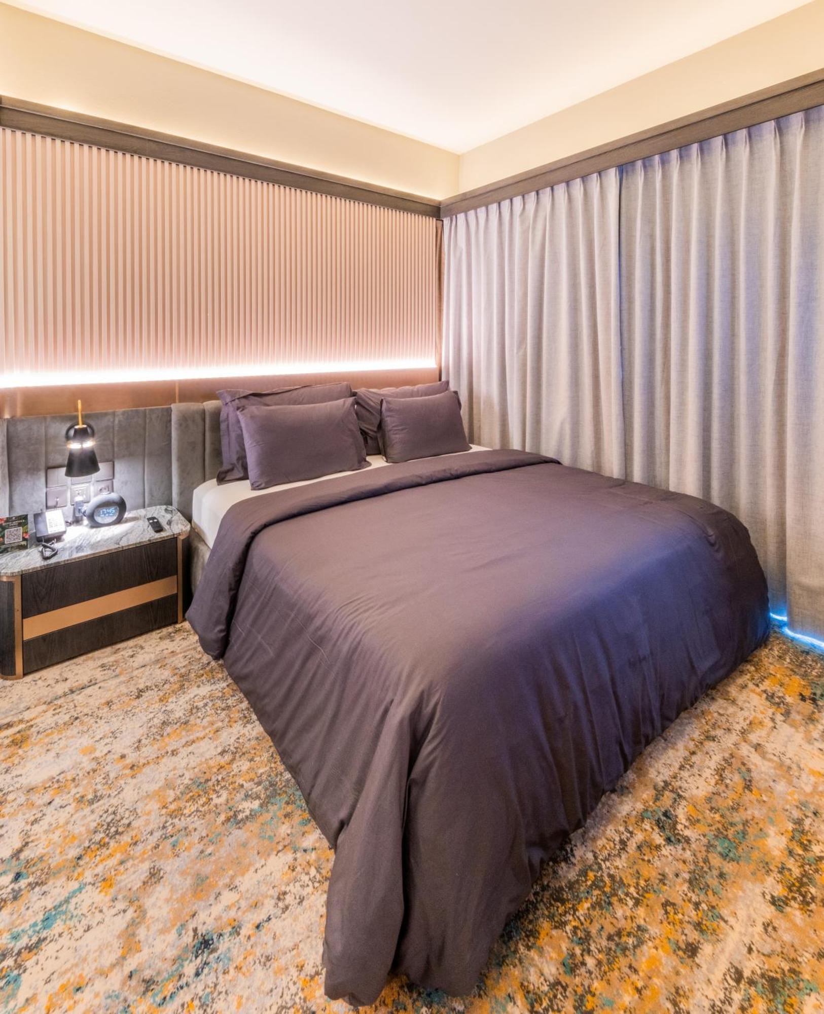 Pentacity Hotel Balikpapan Buitenkant foto